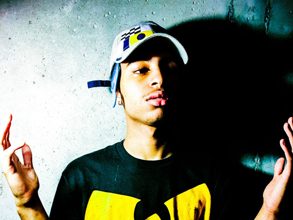 Song that plays after Kanye’s “Real Friends” on Soundcloud Lowkey goes Viral! (@RoryFresco “Lowkey”)