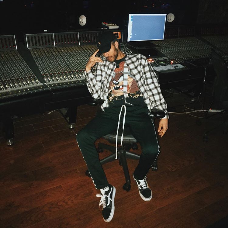 Kalin White drops new heat for da ladies Motions (Prod. By Spinz)