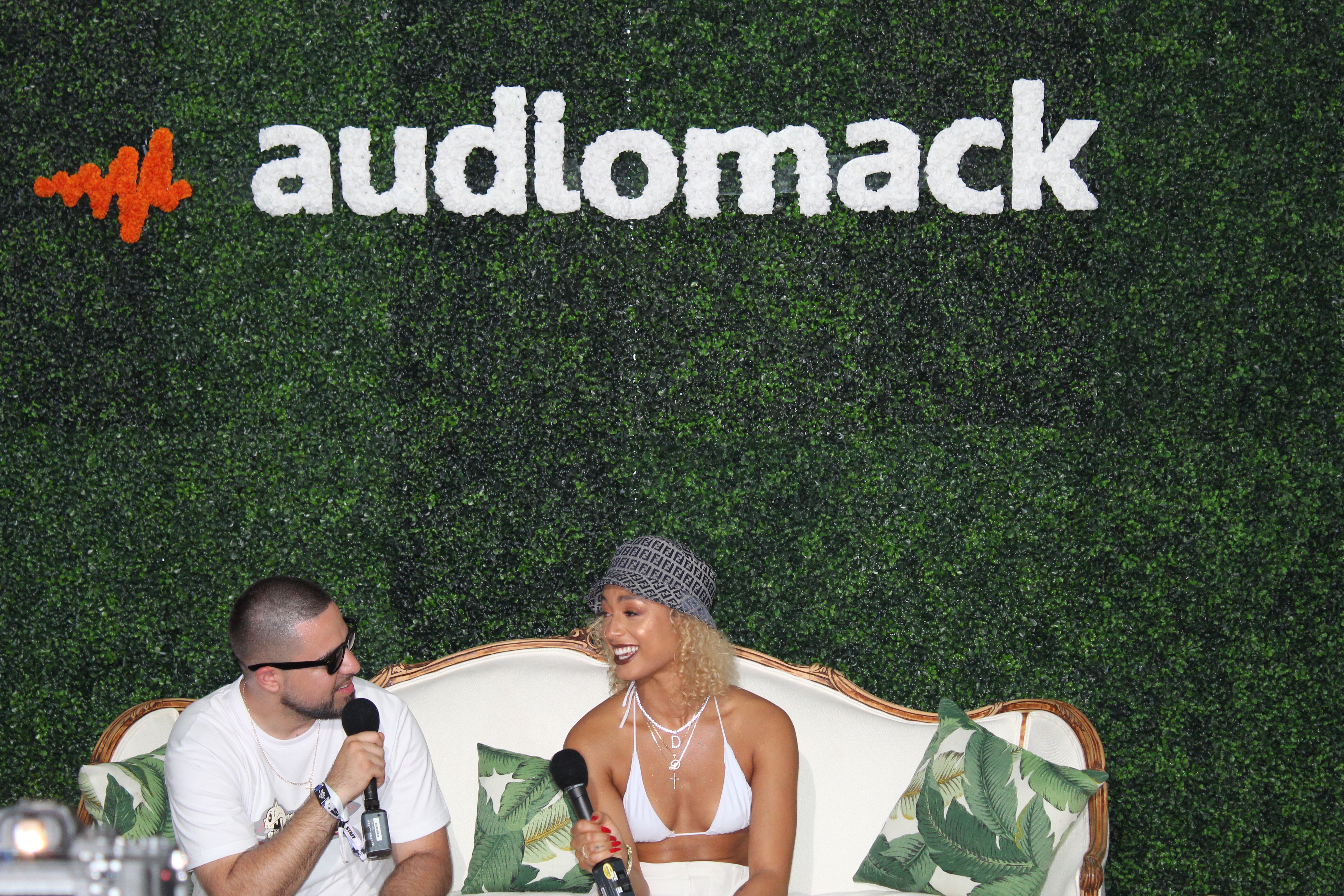 Rosecrans Vic Talks With Danileigh at Rolling Loud Miami